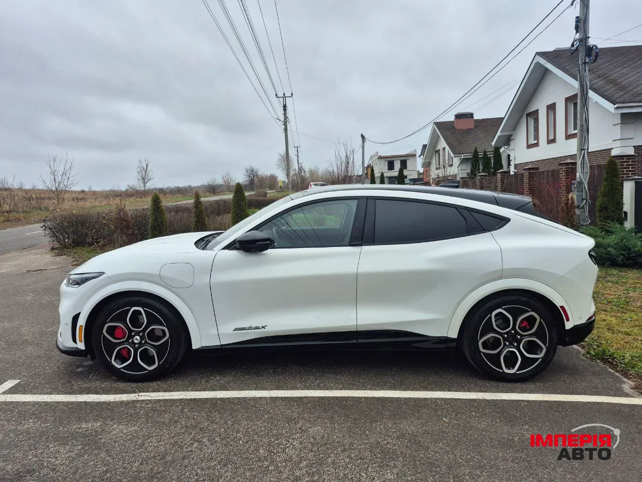 Ford Mustang Mach-E - фото 20