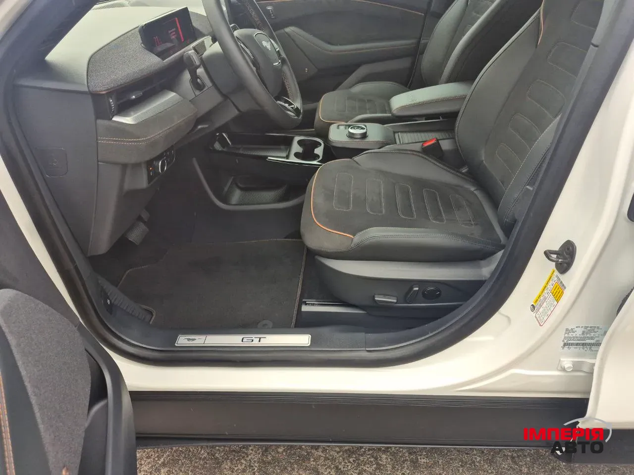 Ford Mustang Mach-E - фото 15