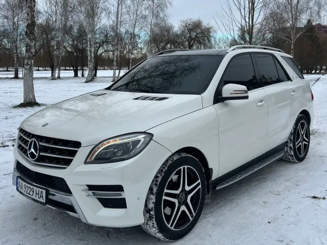 Mercedes-Benz M-Класс - фото 1