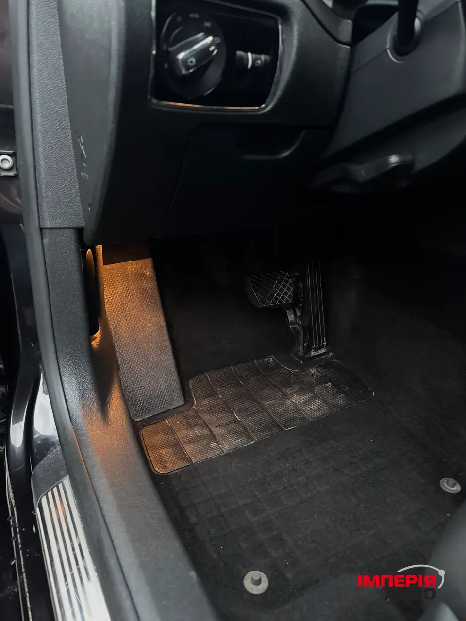 Skoda Superb - фото 18