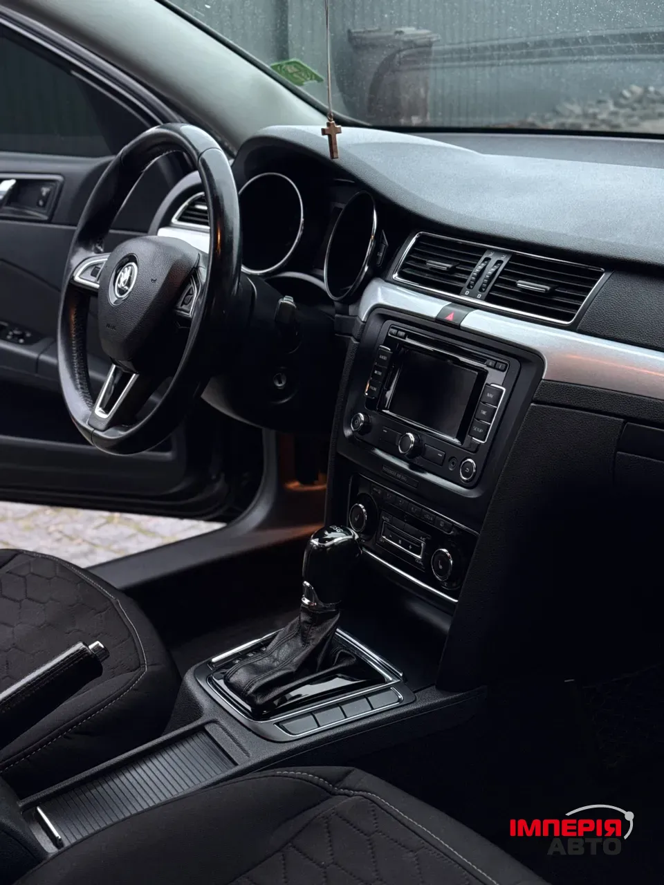 Skoda Superb - фото 11