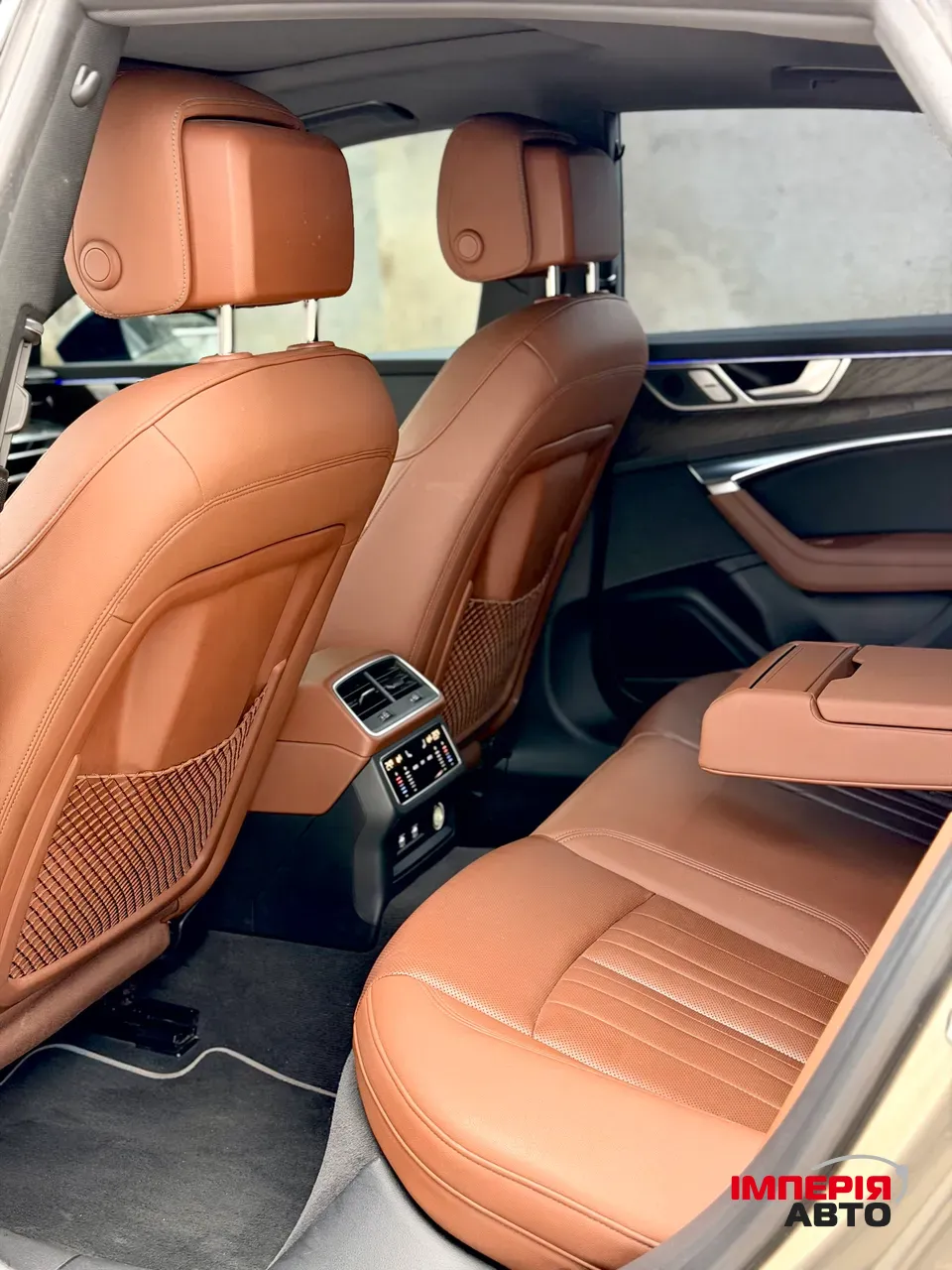 Audi A7 - фото 28