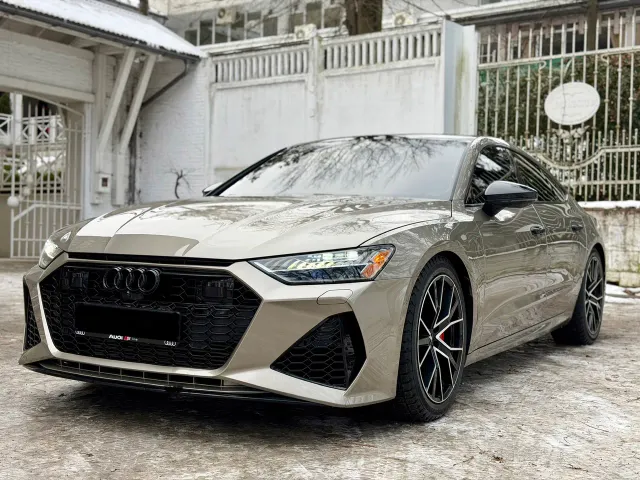 Audi A7 - фото 5