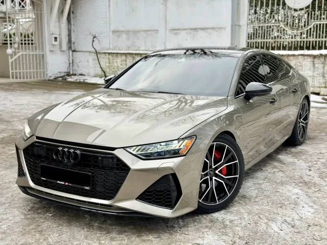 Audi A7 - фото 1