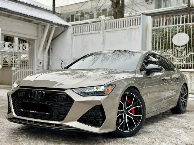 Audi A7 - фото 3