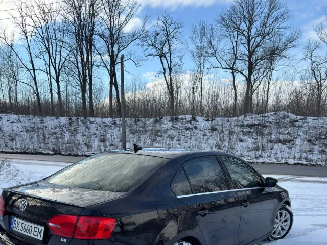 Volkswagen Jetta - фото 4