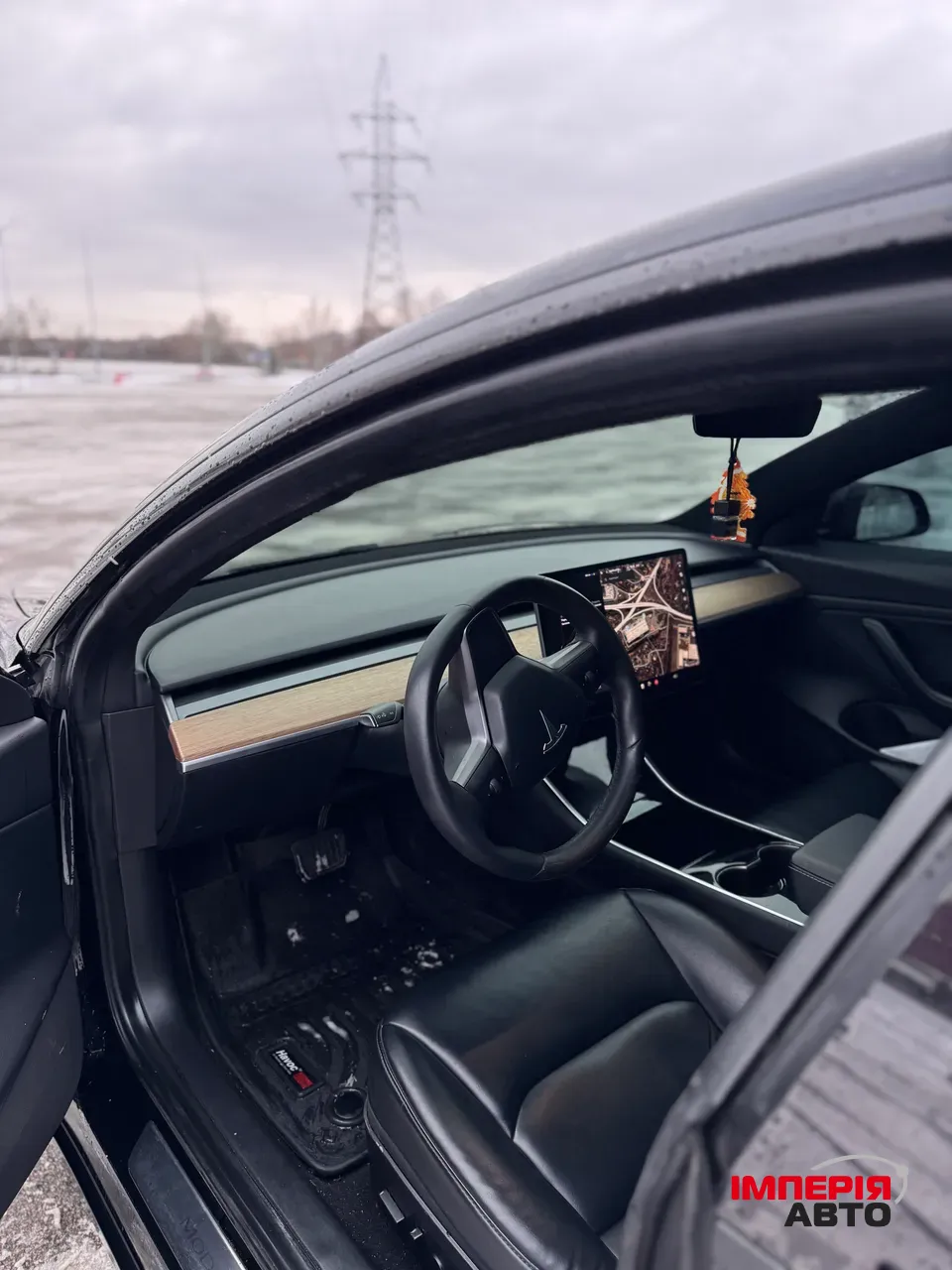 Tesla Model 3 - фото 9