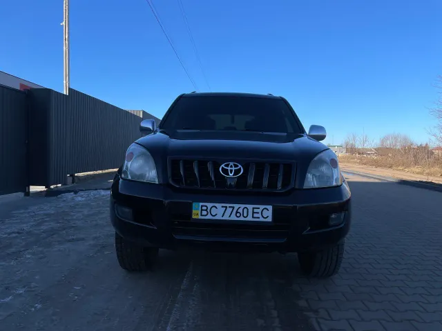 Toyota Land Cruiser Prado - фото 2