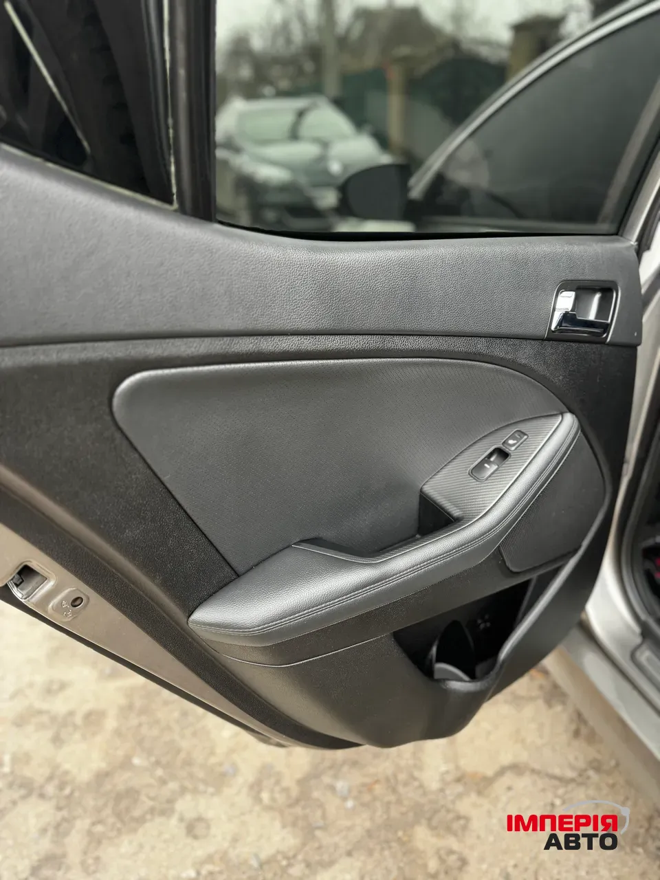 Kia Optima - фото 22