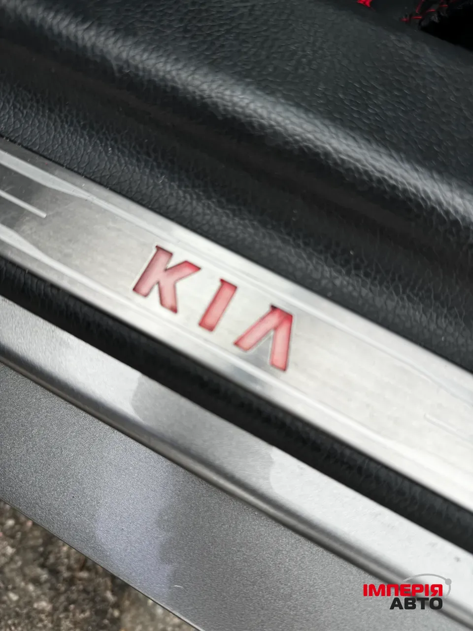Kia Optima - фото 35