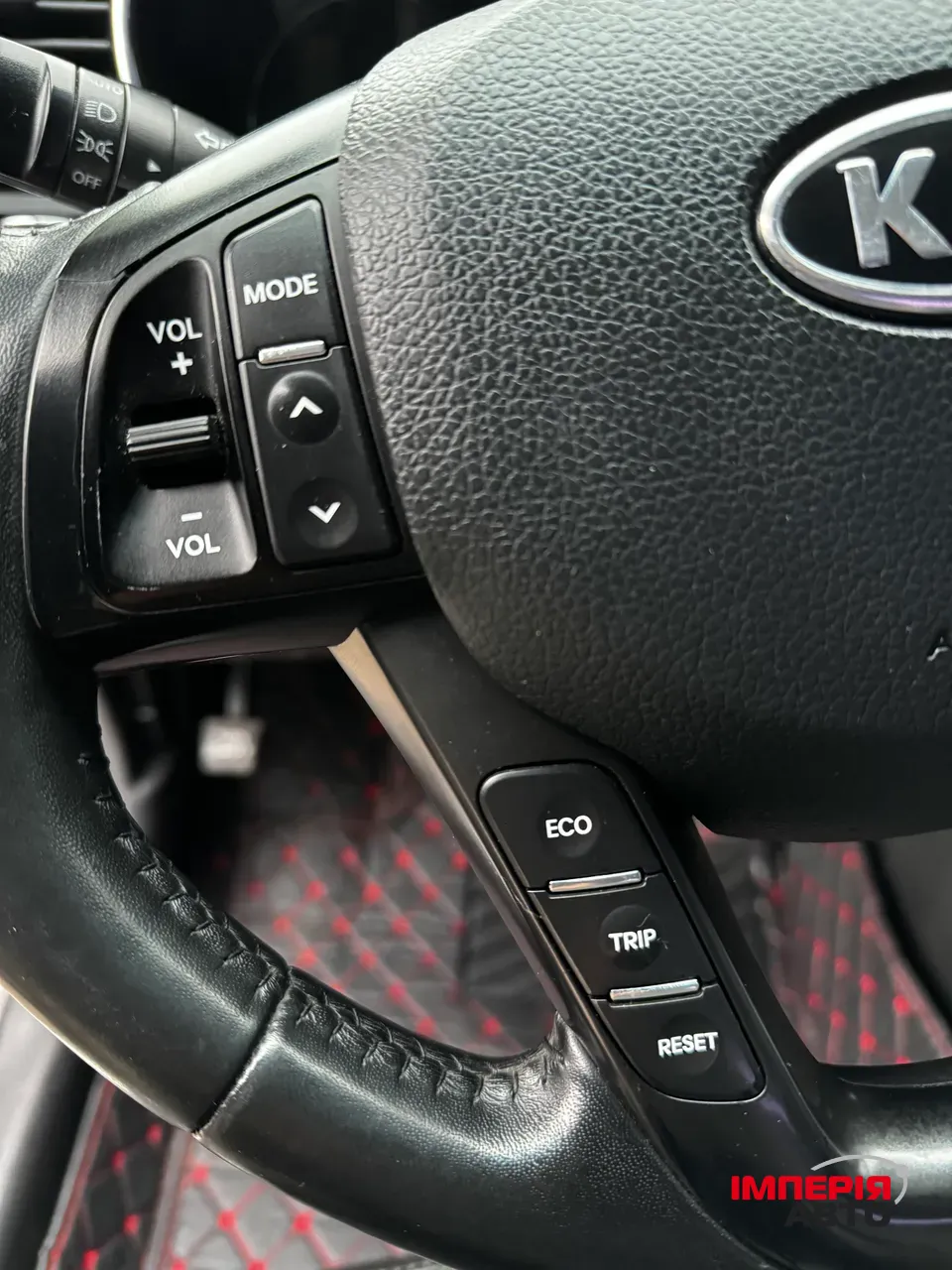 Kia Optima - фото 29