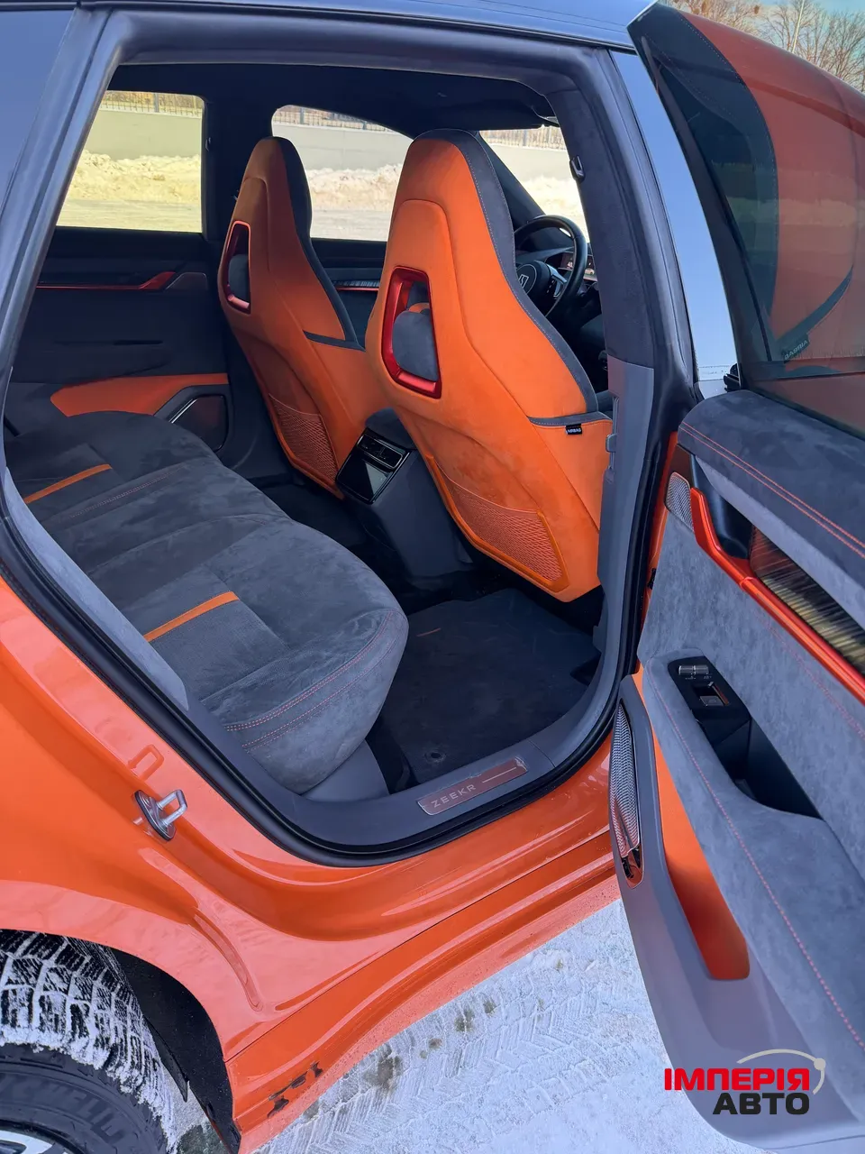 Zeekr 001 - фото 5