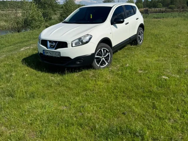 Nissan Qashqai - фото 1