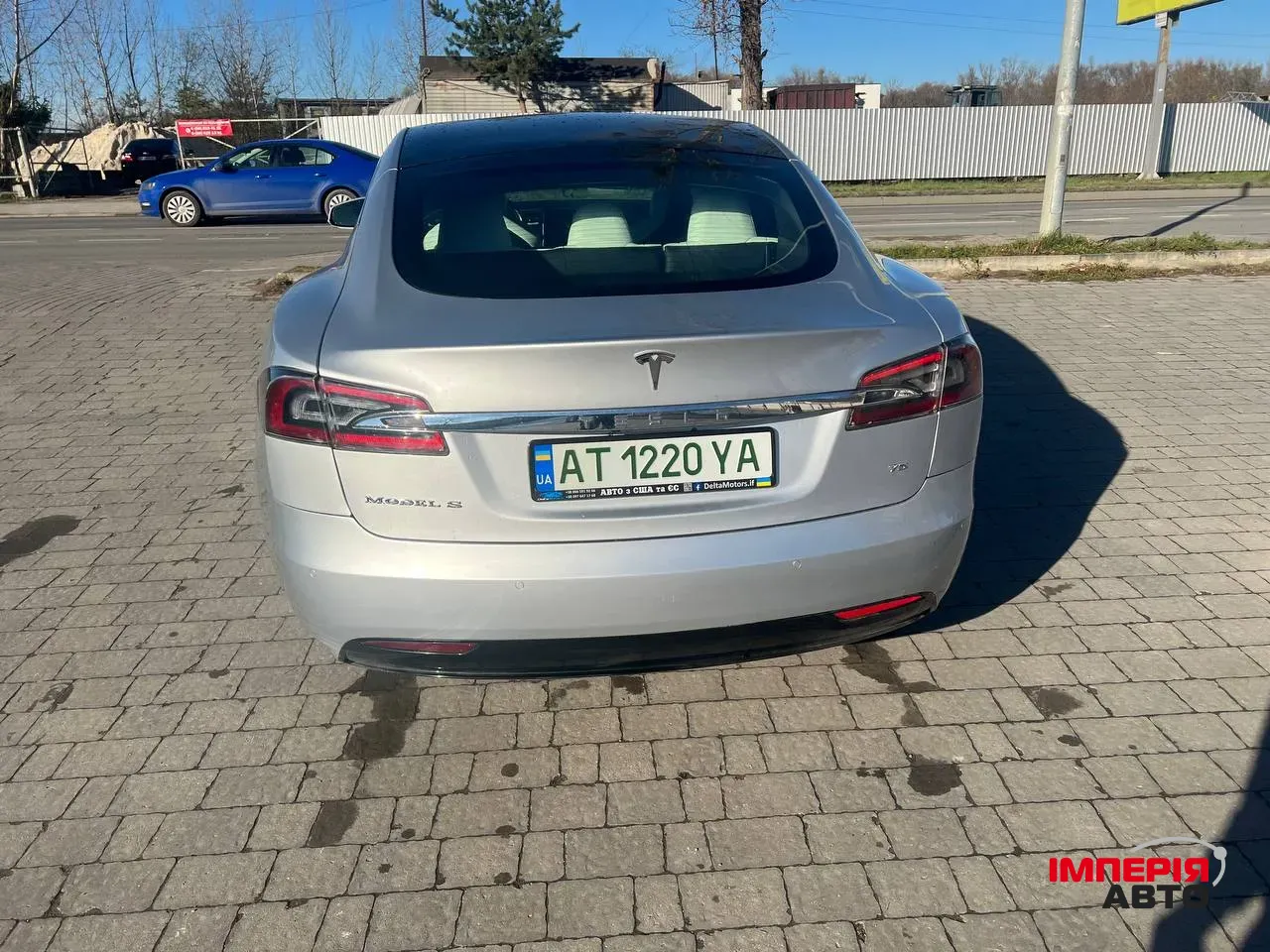 Tesla Model S - фото 6