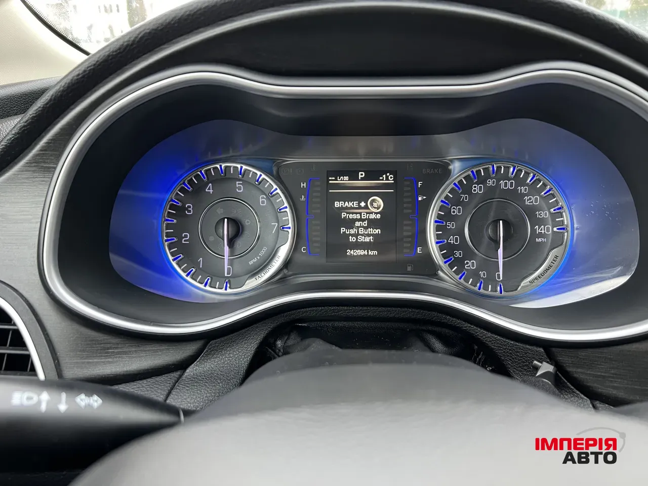 Chrysler 200 - фото 15