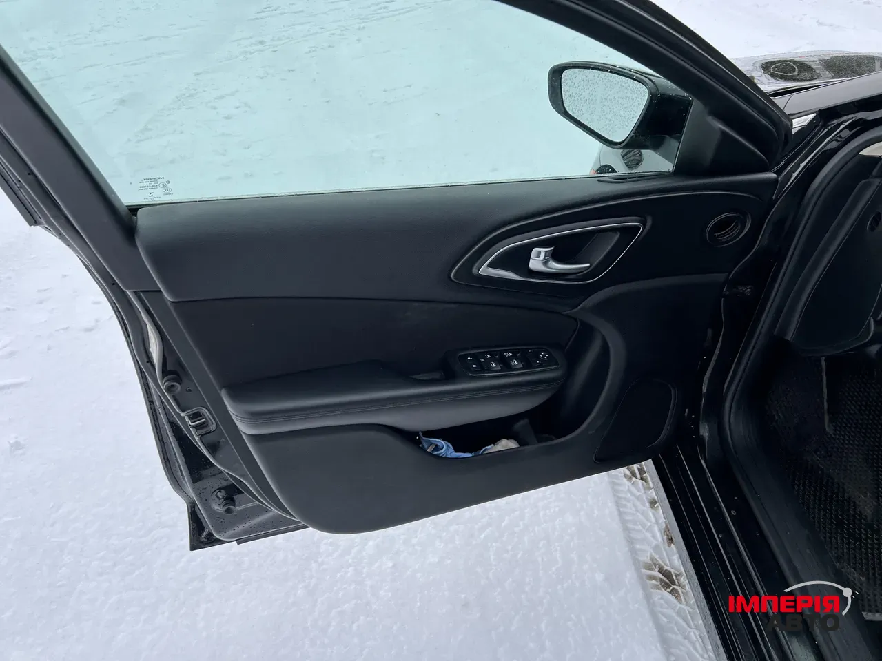 Chrysler 200 - фото 11