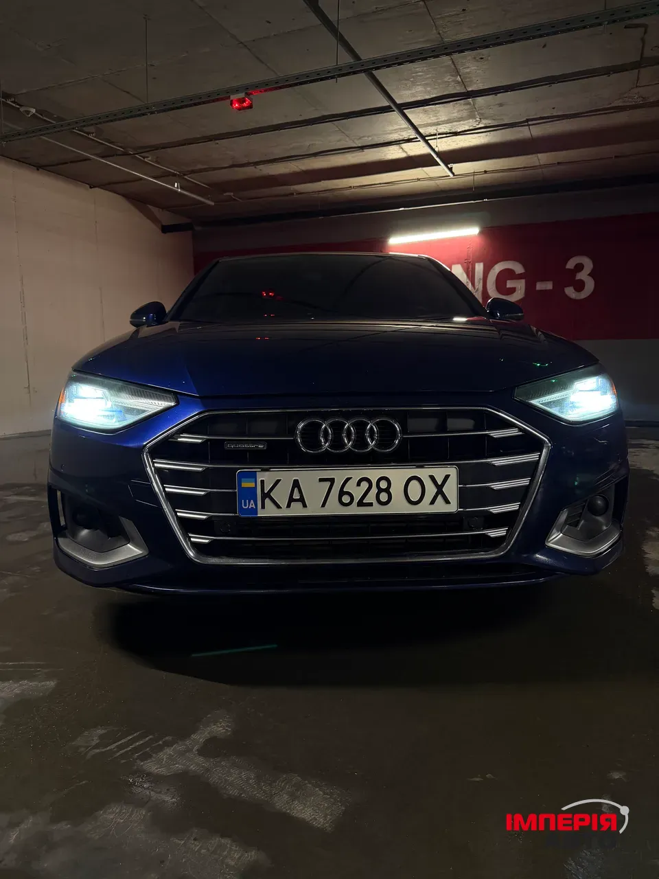 Audi A4 - фото 6