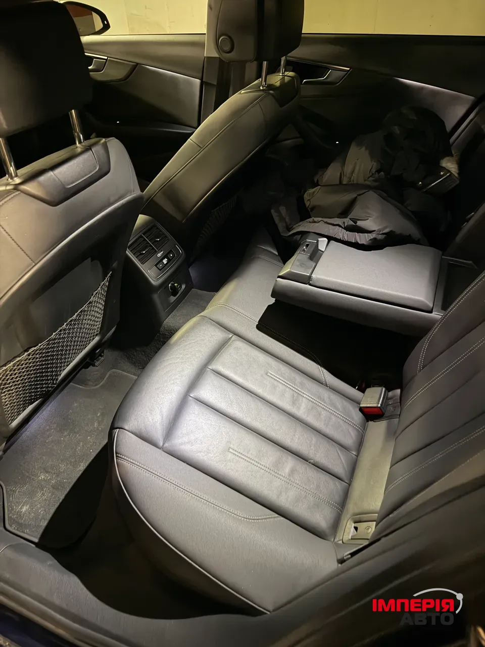 Audi A4 - фото 14