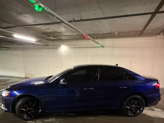 Audi A4 - фото 3