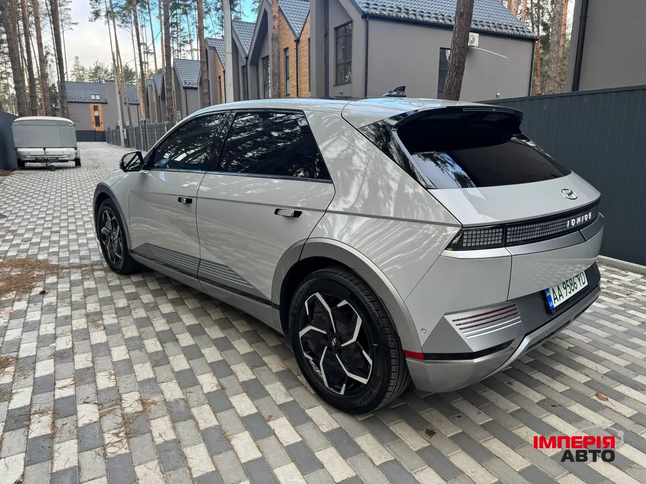 Hyundai IONIQ 5 - фото 9