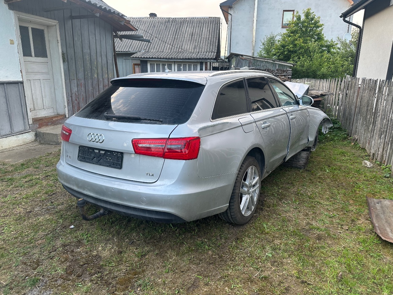 Audi A6 - фото 3