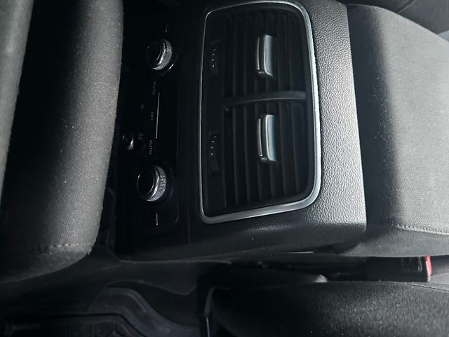 Audi A6 - фото 1