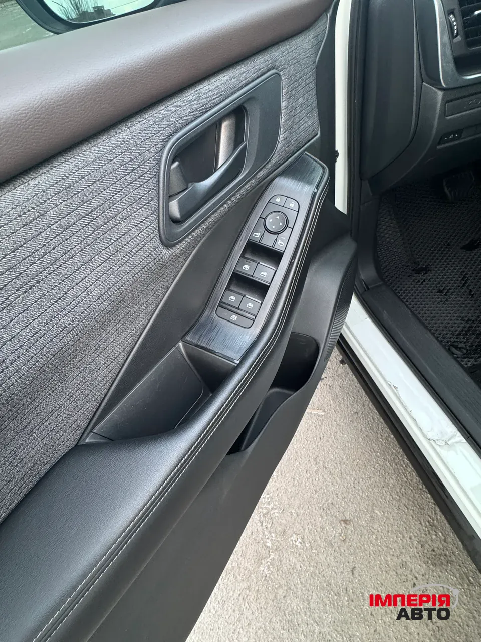 Nissan Rogue - фото 12
