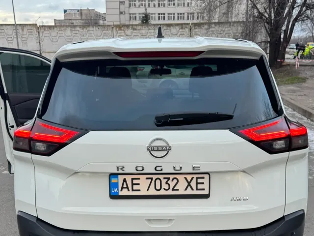 Nissan Rogue - фото 5