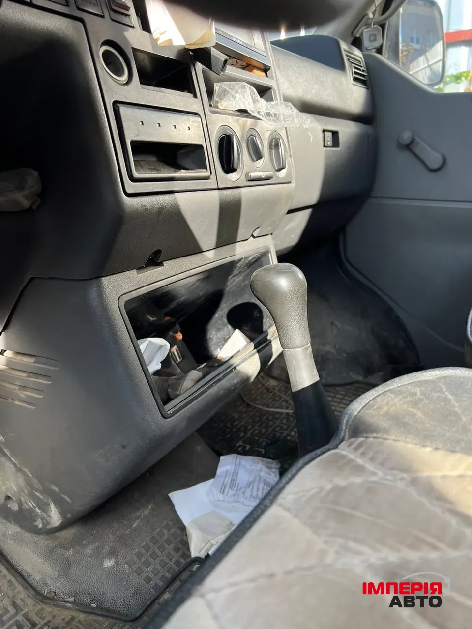 Volkswagen Transporter - фото 2