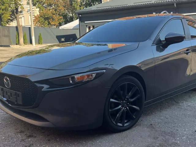 Mazda 3 - фото 3