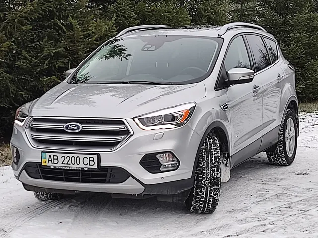 Ford Kuga - фото 4