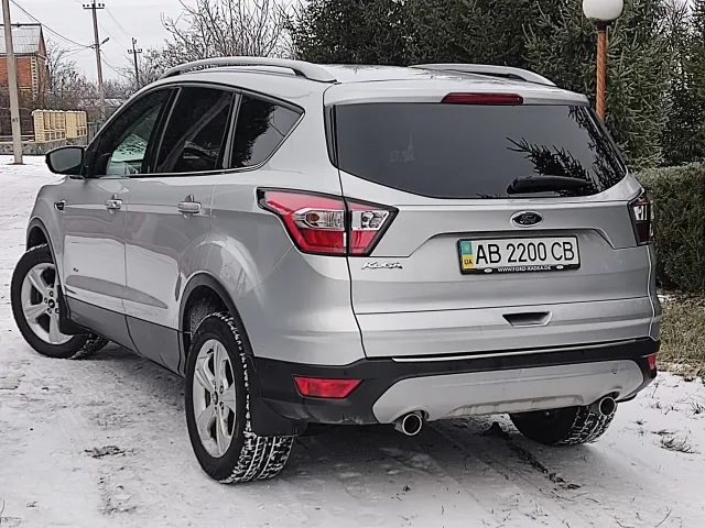 Ford Kuga - фото 5