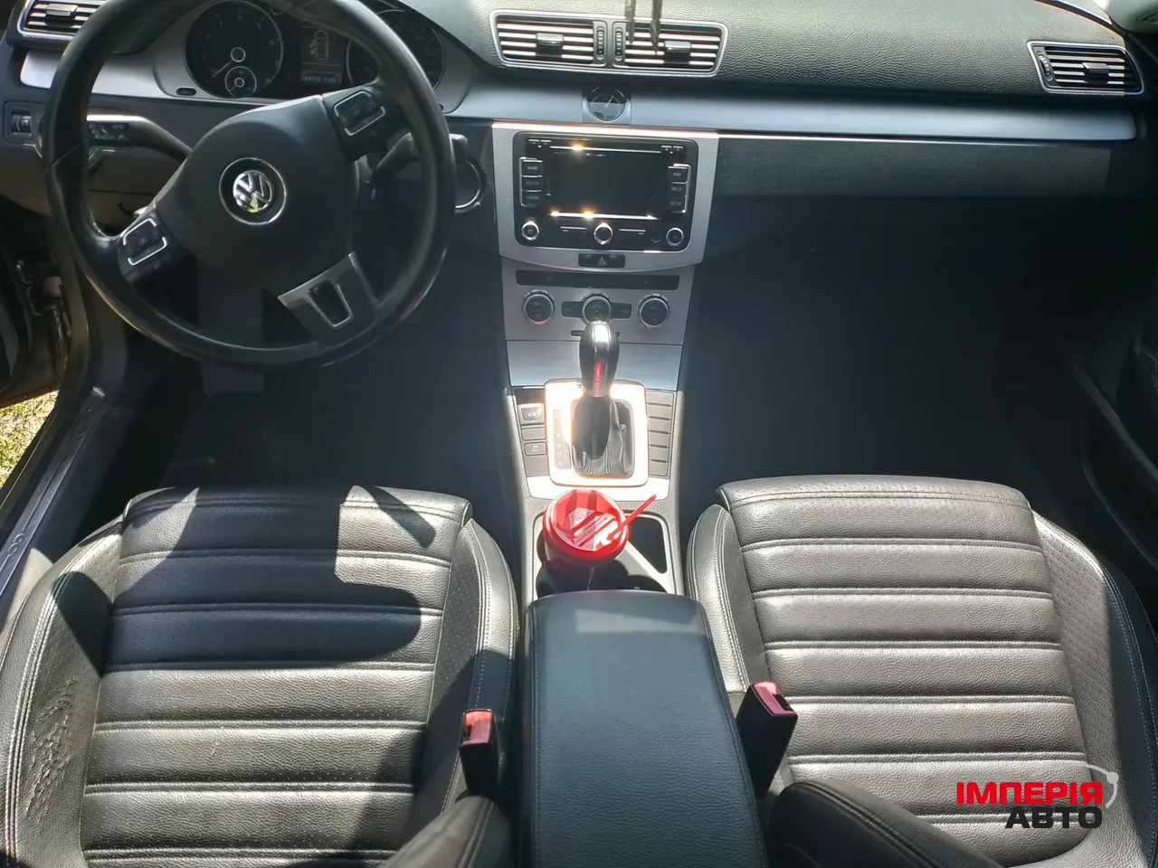 Volkswagen Passat CC - фото 7