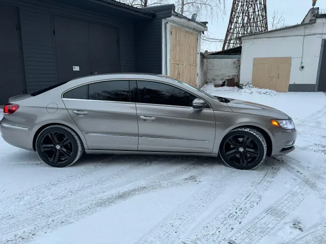 Volkswagen Passat CC - фото 4