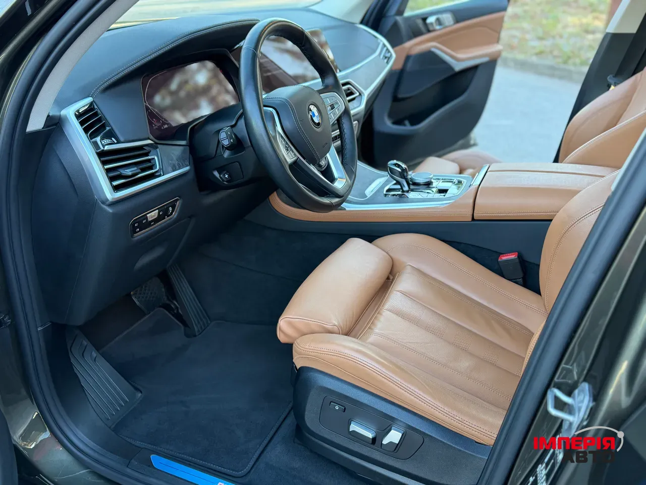 BMW X7 - фото 31