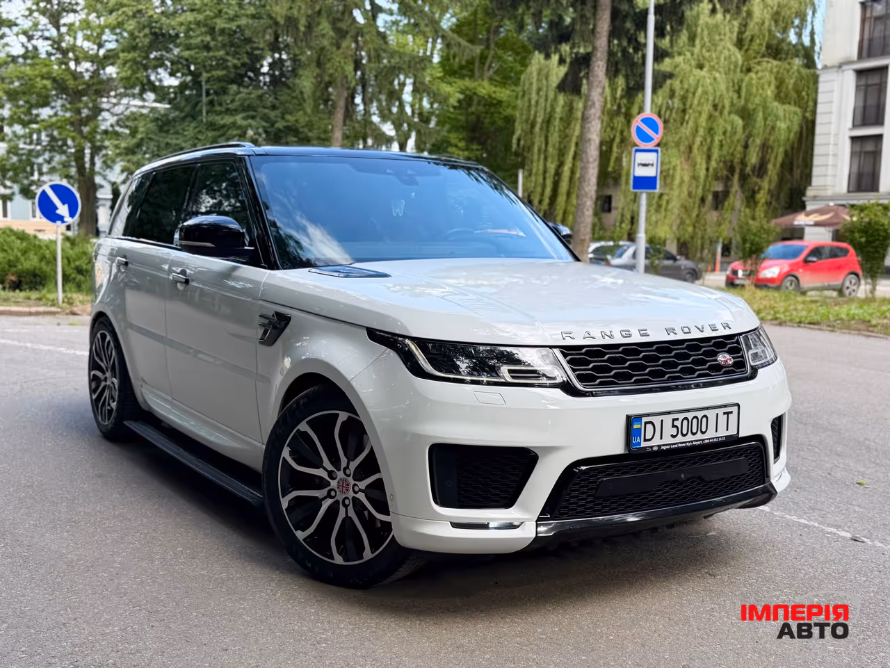 Land Rover Range Rover Sport - фото 1