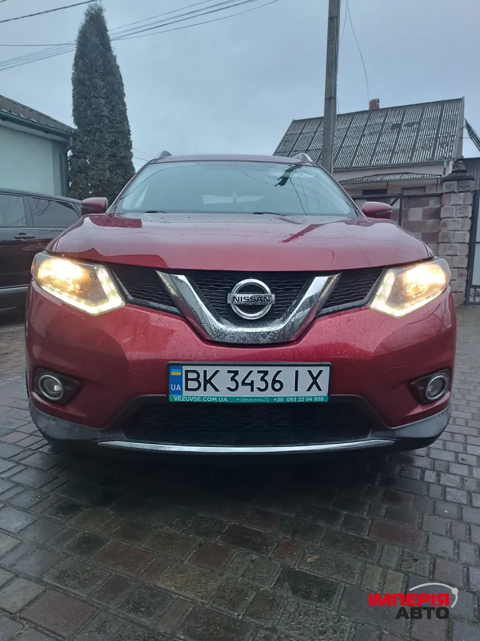 Nissan Rogue - фото 1