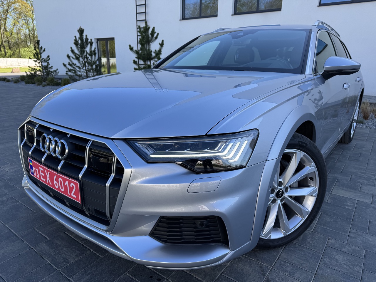 Audi A6 allroad - фото 7