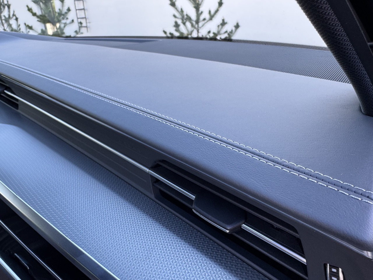 Audi A6 allroad - фото 6