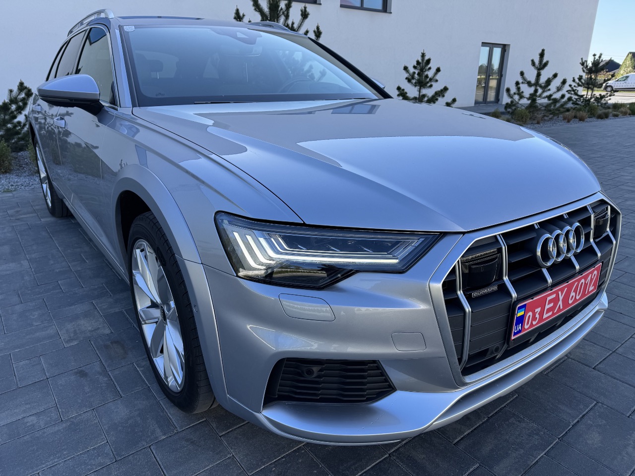 Audi A6 allroad - фото 9