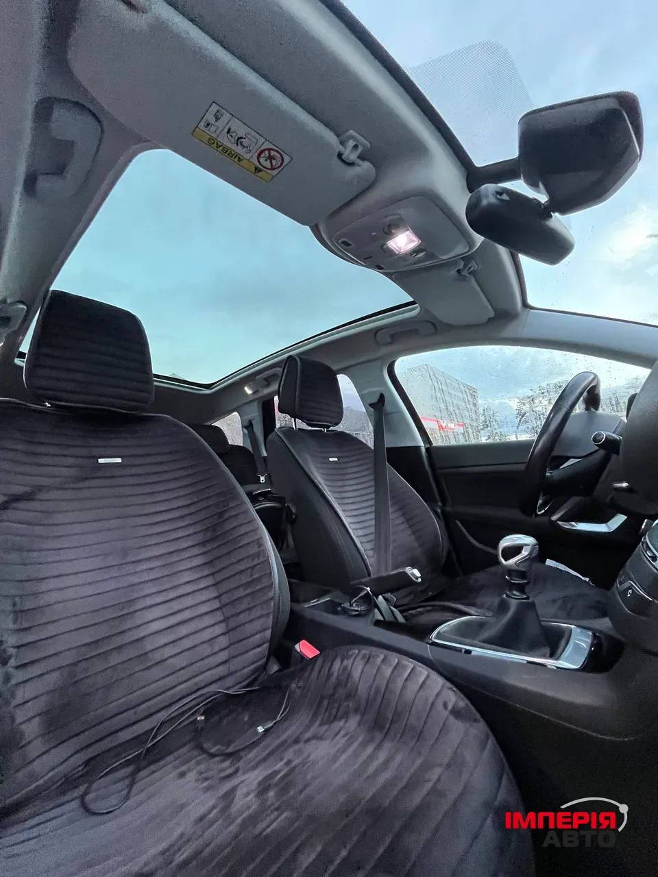 Peugeot 308 - фото 6