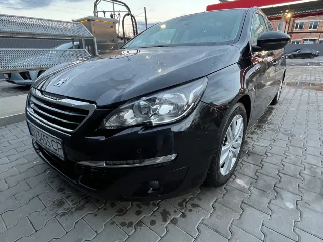Peugeot 308 - фото 2