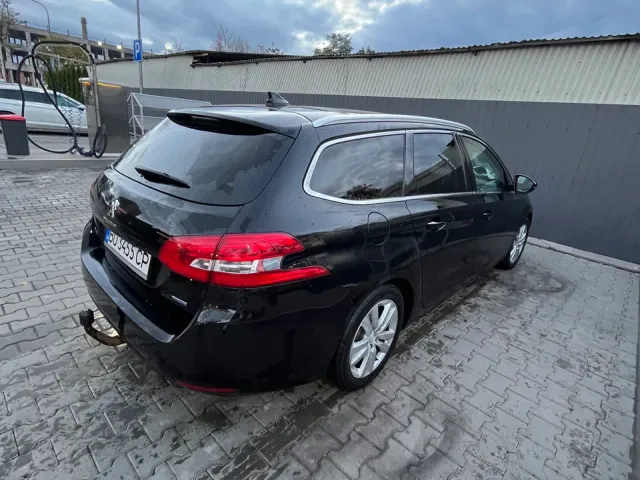 Peugeot 308 - фото 3
