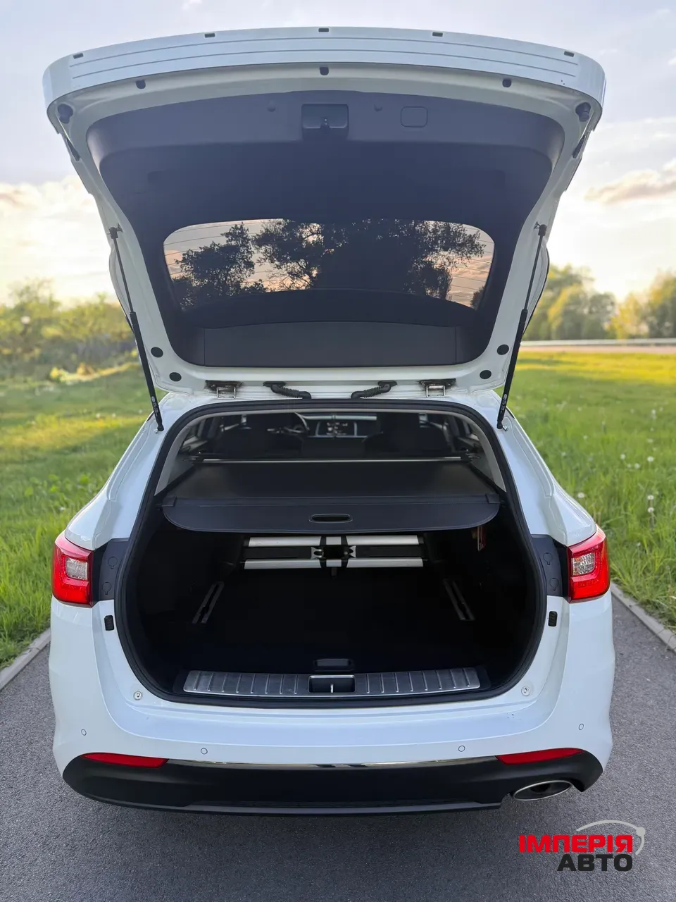 Kia Optima - фото 12