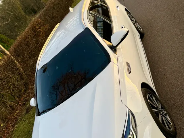 Kia Optima - фото 1