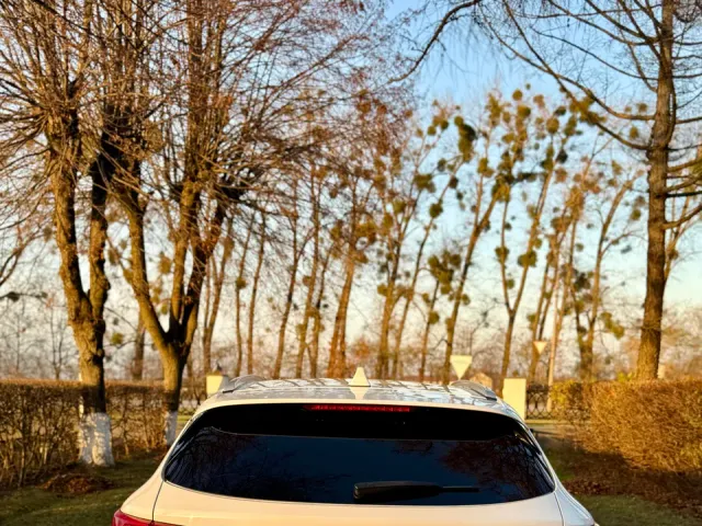 Kia Optima - фото 5