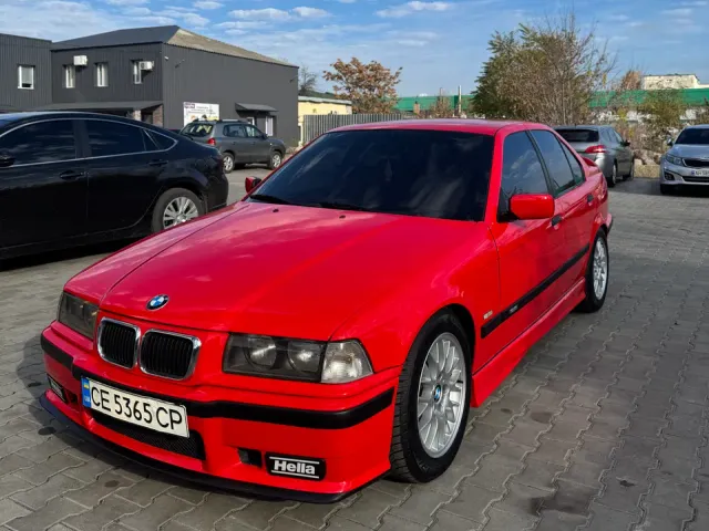 BMW 3 серії - фото 3