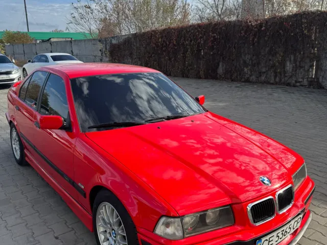 BMW 3 серії - фото 1