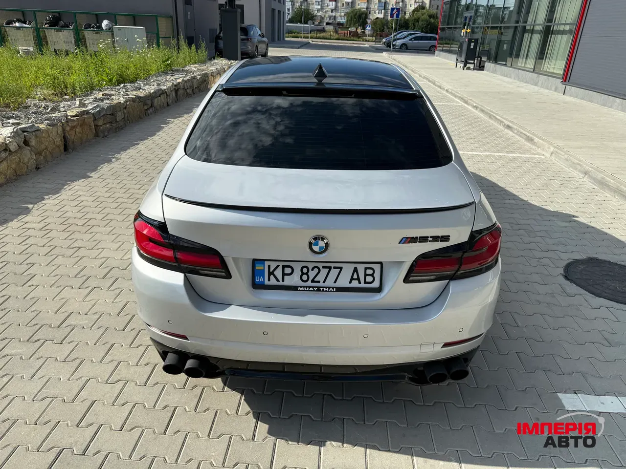 BMW 5 серії - фото 8