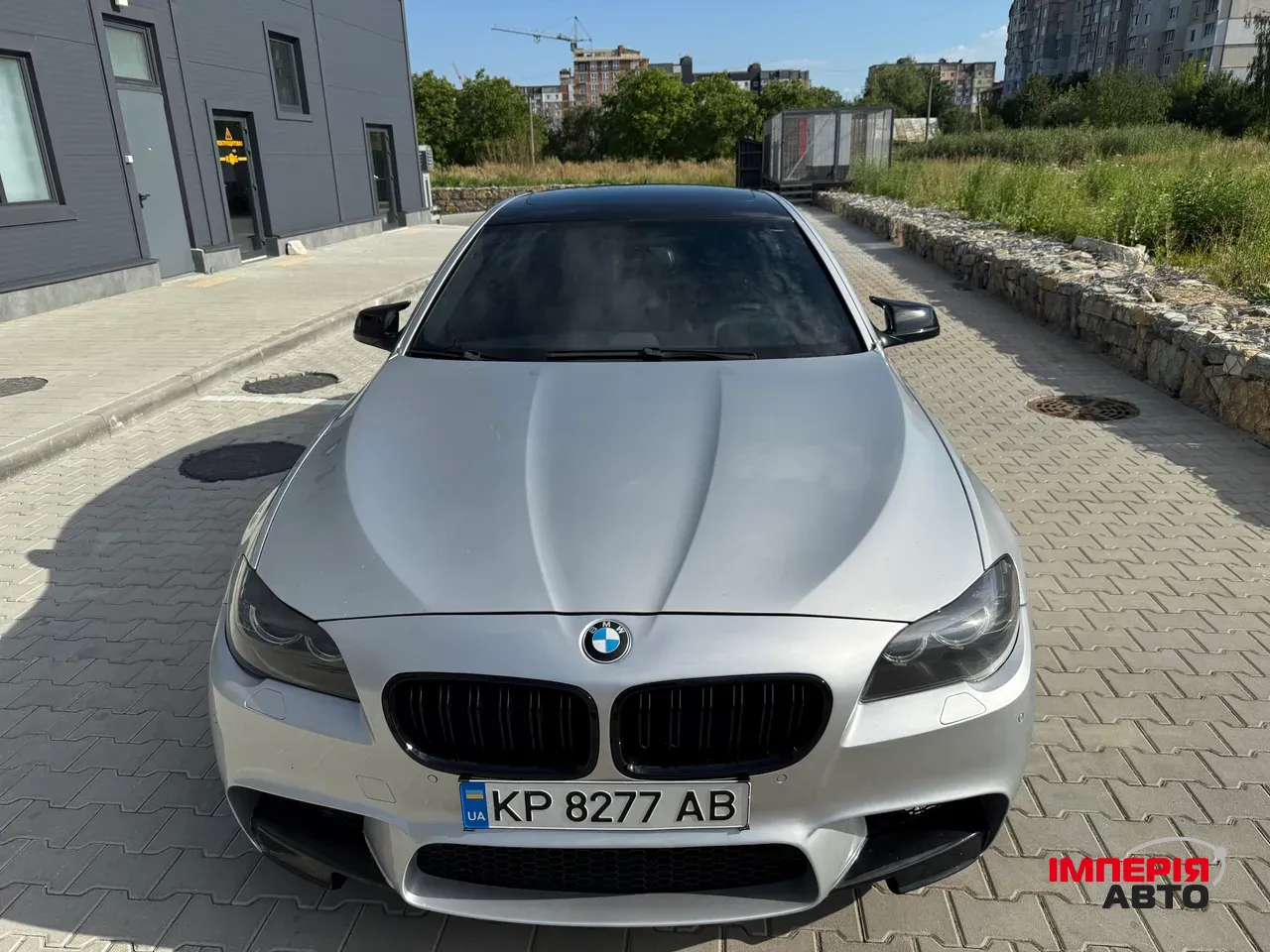 BMW 5 серії - фото 2